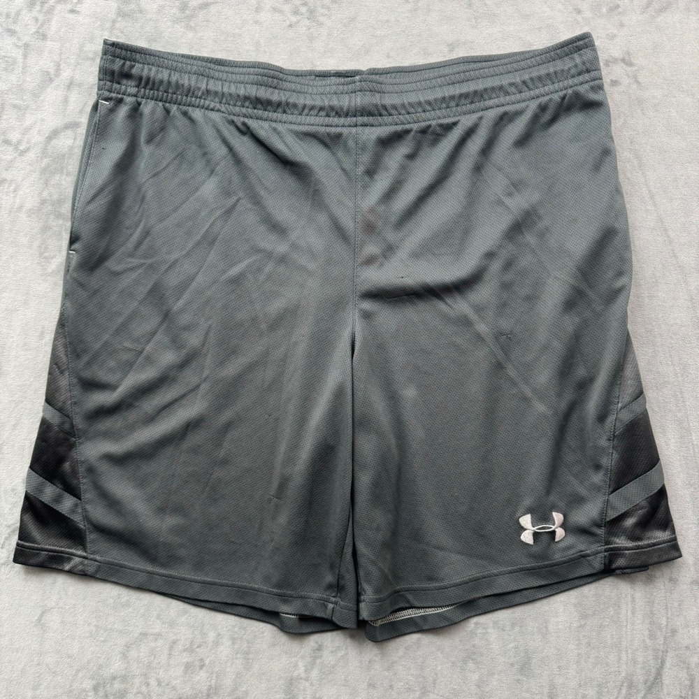Under Armour Mens XL Gray Mesh‎ Basketball Shorts Loose Fit Athletic Gym Pockets